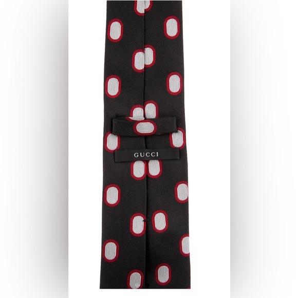 GUCCI NEW! 🎁 Silk Polka Dot Tie w/ Tags. Authenticated. Rare Pattern. Unique 🤩 - Picture 2 of 2